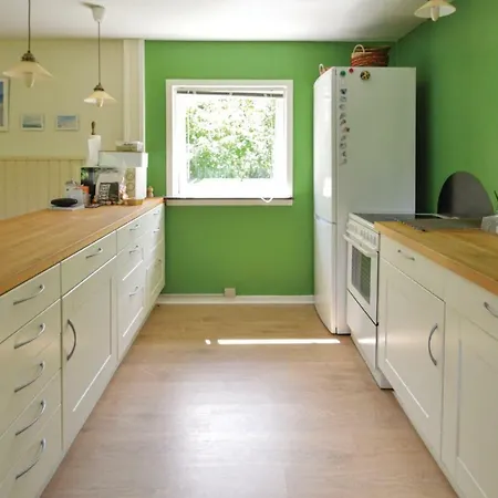 Amazing In W/ 2 Bedrooms Bogø By
